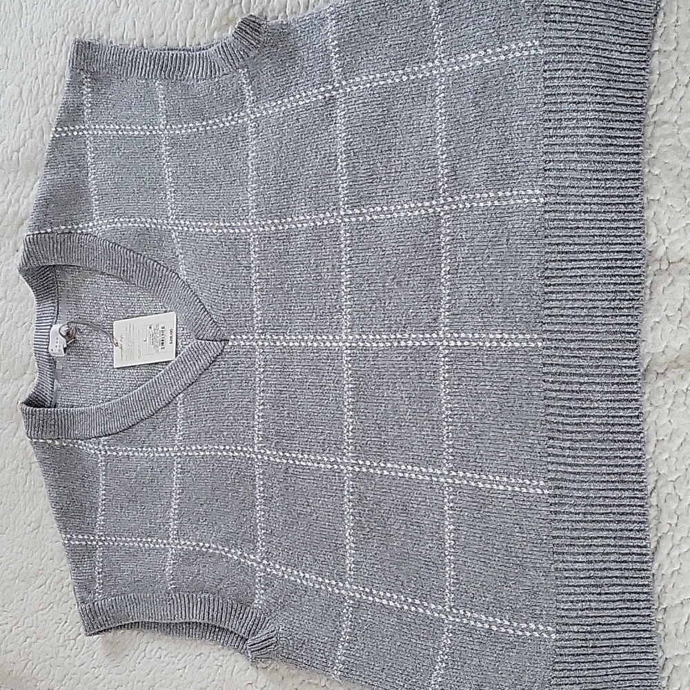 Sweater vest